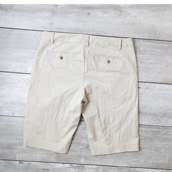 EDDIE BAUER WMN 10 COTTON STRETCH KHAKI SHORTS - Picture 3 of 5